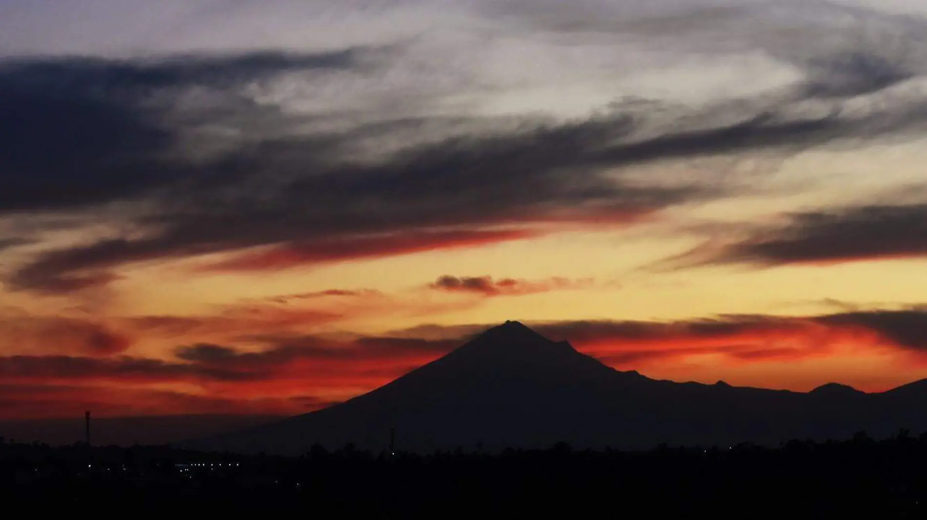 cielo rojo